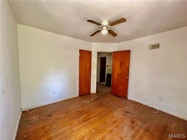 4418 Dryden Avenue, St Louis, MO 63115