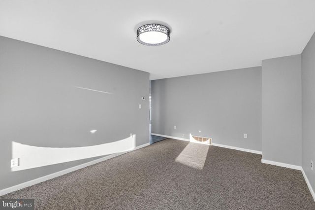 308 HAMILTON AVE, Pennsville, NJ 08070