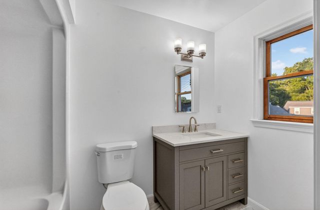 308 HAMILTON AVE, Pennsville, NJ 08070