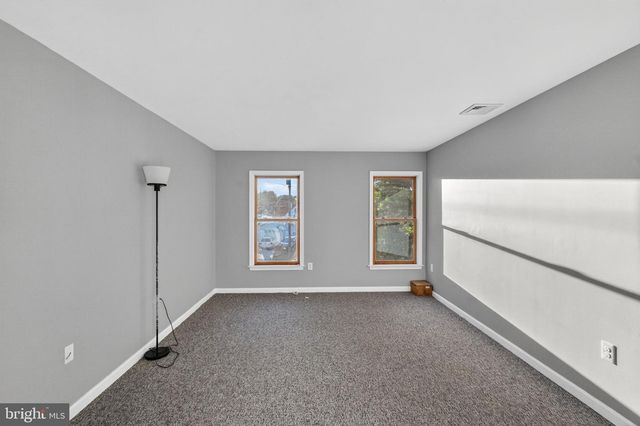 308 HAMILTON AVE, Pennsville, NJ 08070