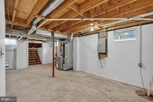 308 HAMILTON AVE, Pennsville, NJ 08070
