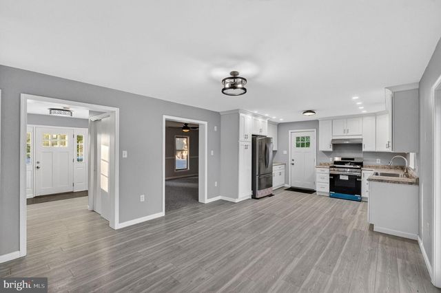 308 HAMILTON AVE, Pennsville, NJ 08070