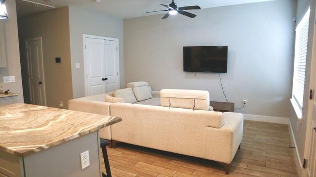 5007 Briscoe Street A, Houston, TX 77033