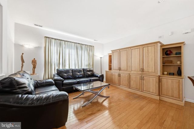 140 MERION WAY, Hainesport, NJ 08036