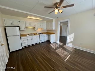 1221 Carolina Avenue 1a, Elizabeth City, NC 27909