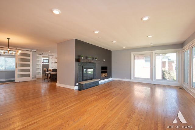 900 TOMAWADEE Drive, Park Ridge, IL 60068