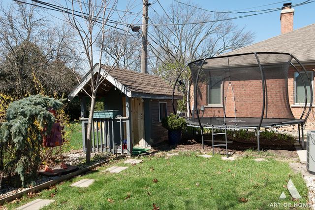 900 TOMAWADEE Drive, Park Ridge, IL 60068