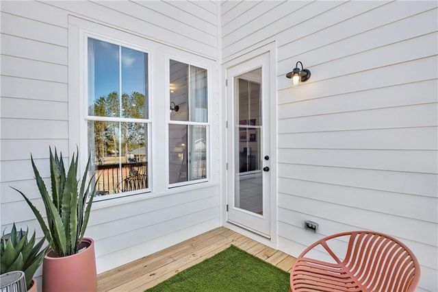 212 Village Overlook J4, Canton, GA 30114