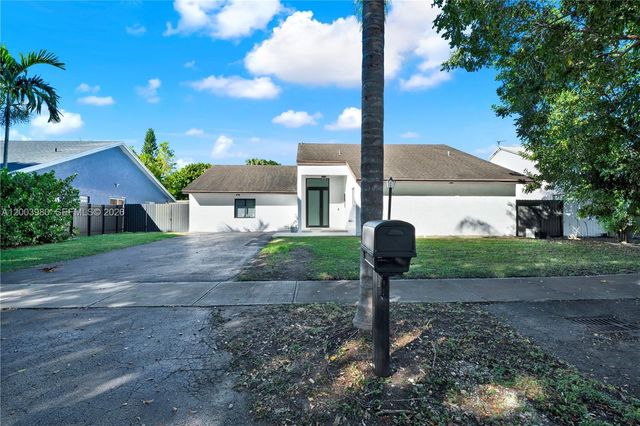 12221 SW 93rd St, Miami, FL 33186