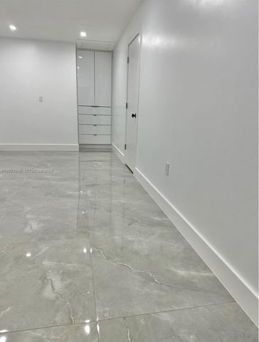 12221 SW 93rd St, Miami, FL 33186