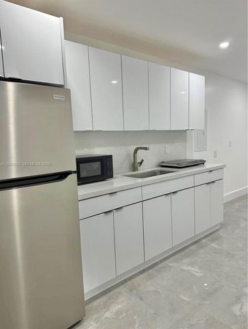 12221 SW 93rd St, Miami, FL 33186