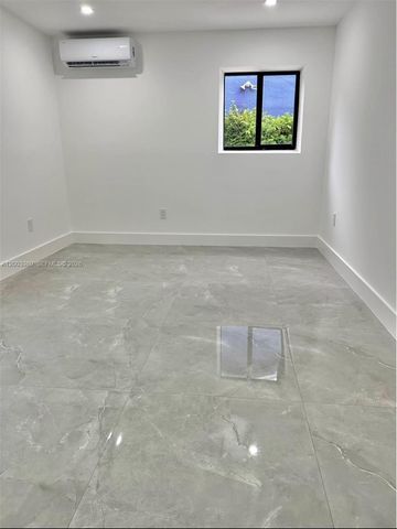 12221 SW 93rd St, Miami, FL 33186