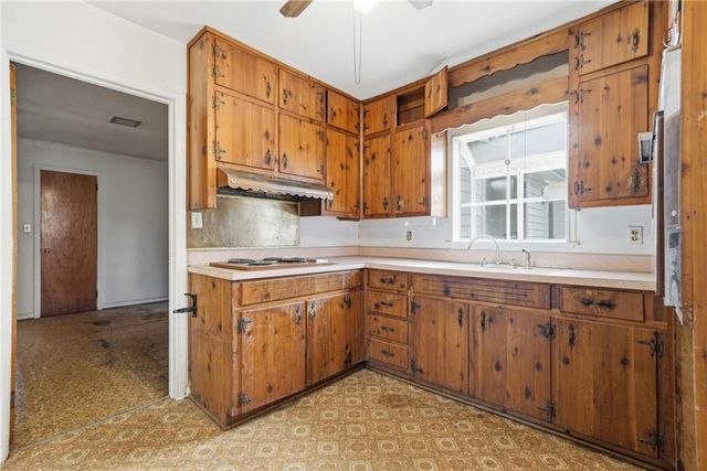 1655 Lucelle Avenue, Stone Mountain, GA 30087