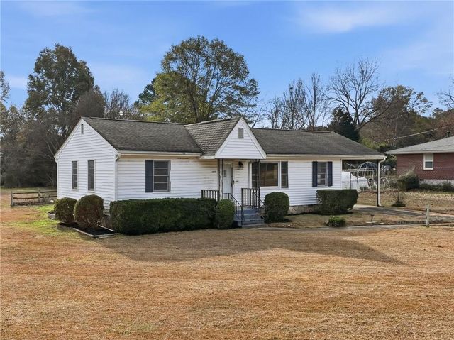 1655 Lucelle Avenue, Stone Mountain, GA 30087