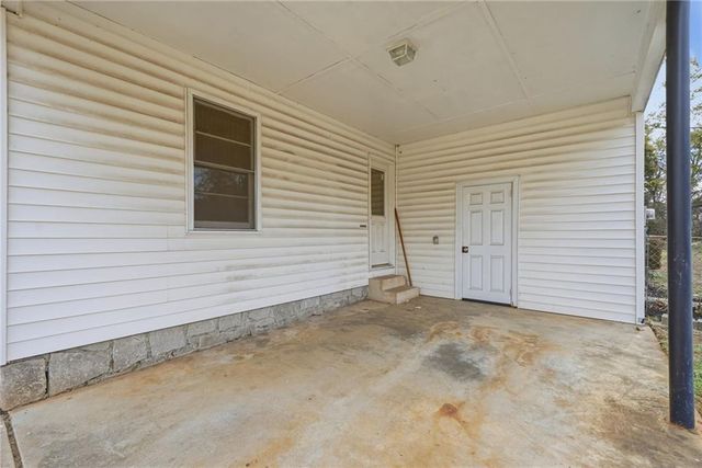 1655 Lucelle Avenue, Stone Mountain, GA 30087