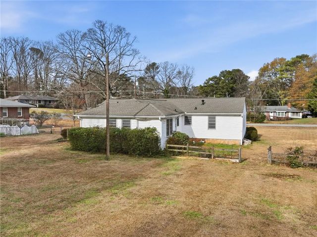 1655 Lucelle Avenue, Stone Mountain, GA 30087