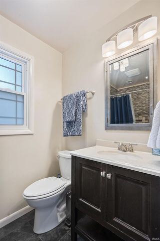 2201 Eastbrook Drive, Kokomo, IN 46902