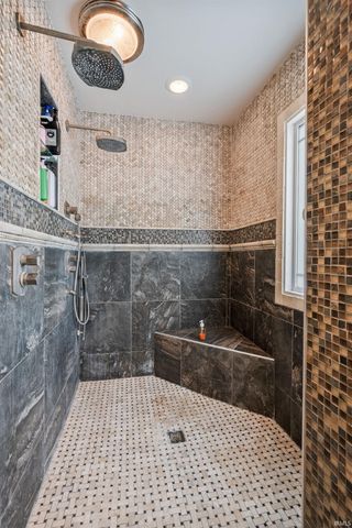 2201 Eastbrook Drive, Kokomo, IN 46902