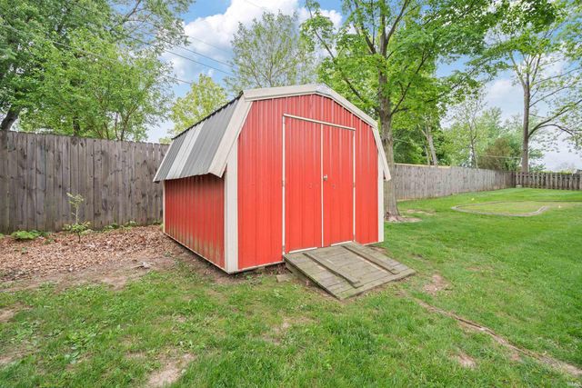 2201 Eastbrook Drive, Kokomo, IN 46902