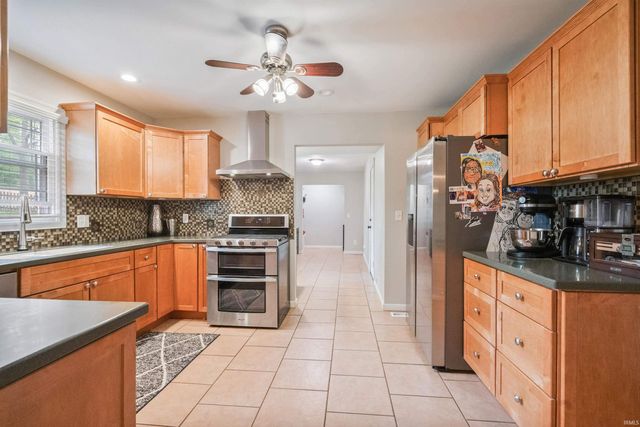 2201 Eastbrook Drive, Kokomo, IN 46902