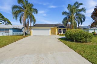 1371 SE Airoso Boulevard, Port St. Lucie, FL 34983