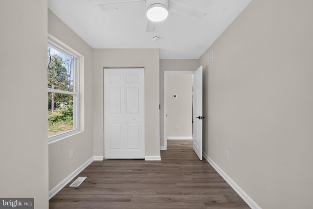 221 TRUMAN AVE, Glassborough, NJ 08028