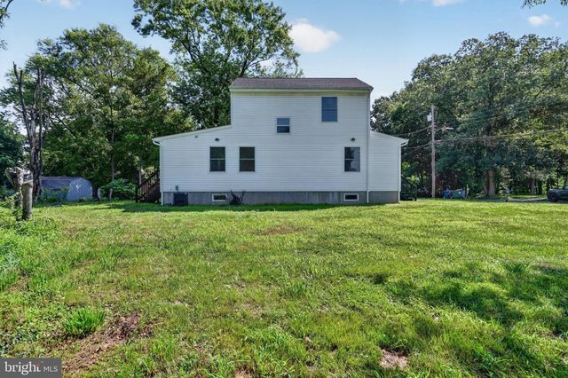 221 TRUMAN AVE, Glassborough, NJ 08028