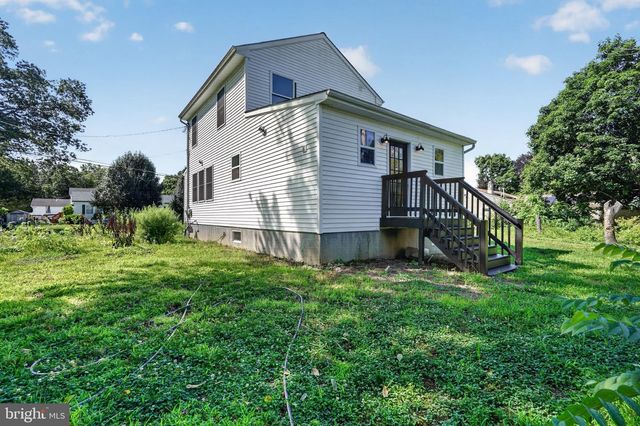 221 TRUMAN AVE, Glassborough, NJ 08028