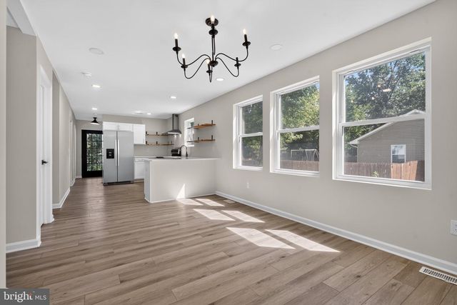 221 TRUMAN AVE, Glassborough, NJ 08028