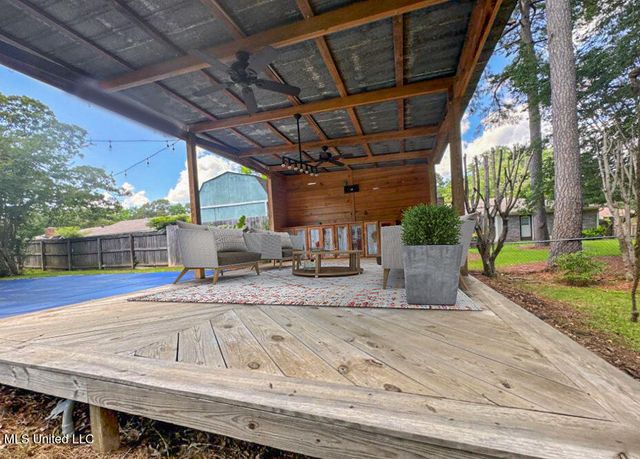 106 Woodcliff Place, Brandon, MS 39042
