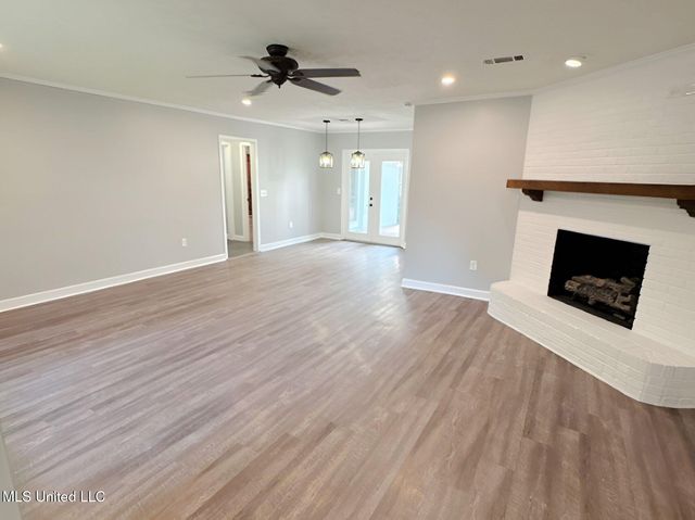 106 Woodcliff Place, Brandon, MS 39042