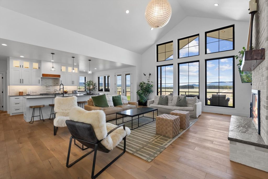 543 Harvest View Lane, Kalispell, MT 59901