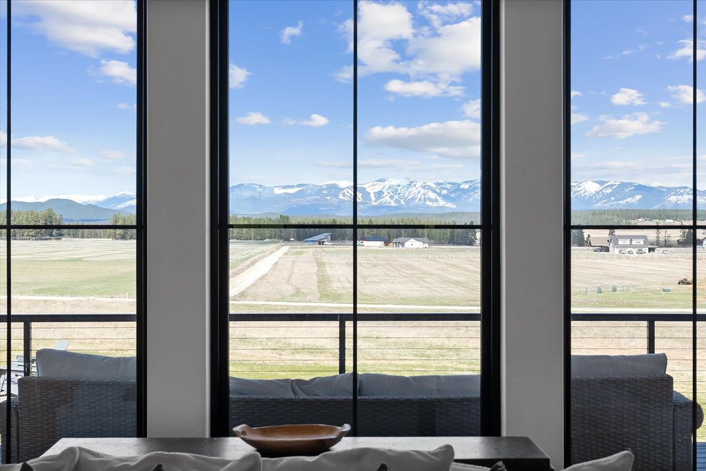 543 Harvest View Lane, Kalispell, MT 59901 photo 10