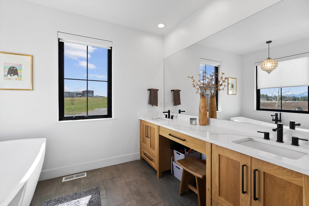 543 Harvest View Lane, Kalispell, MT 59901 photo 17