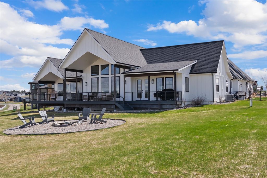 543 Harvest View Lane, Kalispell, MT 59901 photo 2