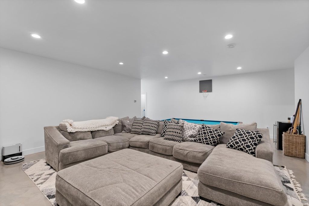 543 Harvest View Lane, Kalispell, MT 59901 photo 38