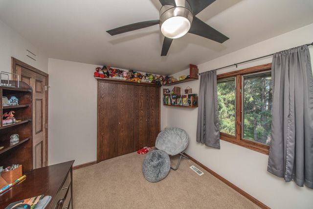 12575 Green Tree Trail, South Lyon, MI 48178