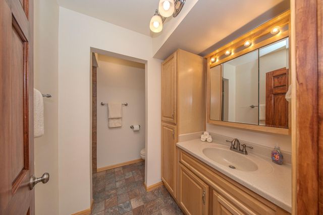 12575 Green Tree Trail, South Lyon, MI 48178