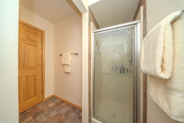 12575 Green Tree Trail, South Lyon, MI 48178