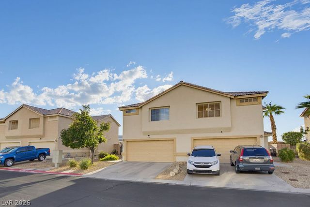 715 Peregrine Falcon Street, Henderson, NV 89015