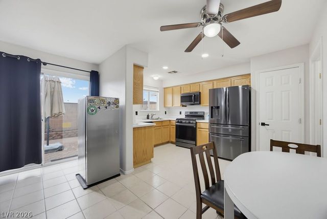 715 Peregrine Falcon Street, Henderson, NV 89015