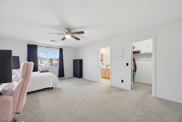715 Peregrine Falcon Street, Henderson, NV 89015