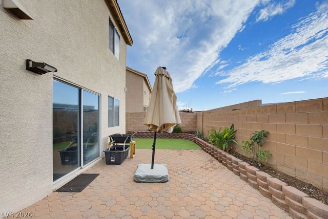 715 Peregrine Falcon Street, Henderson, NV 89015