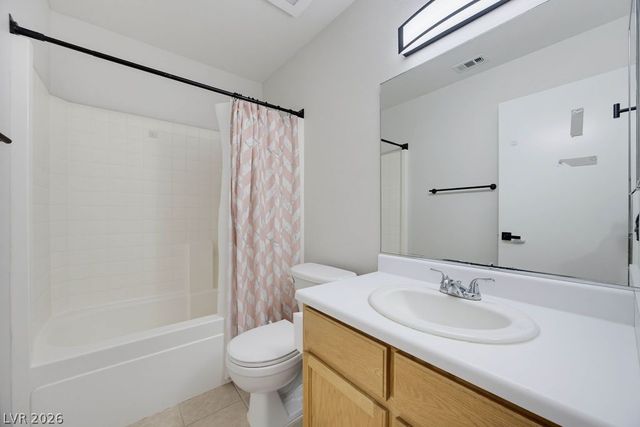 715 Peregrine Falcon Street, Henderson, NV 89015