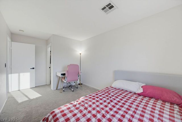 715 Peregrine Falcon Street, Henderson, NV 89015