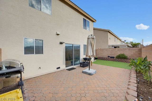 715 Peregrine Falcon Street, Henderson, NV 89015