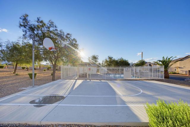 715 Peregrine Falcon Street, Henderson, NV 89015