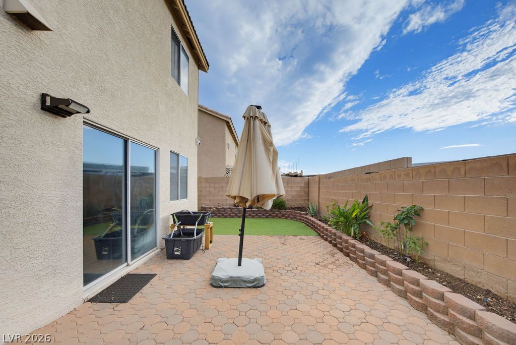 715 Peregrine Falcon Street, Henderson, NV 89015 — photo 3