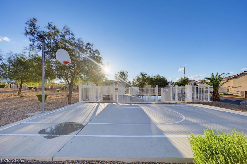 715 Peregrine Falcon Street, Henderson, NV 89015 — photo 5