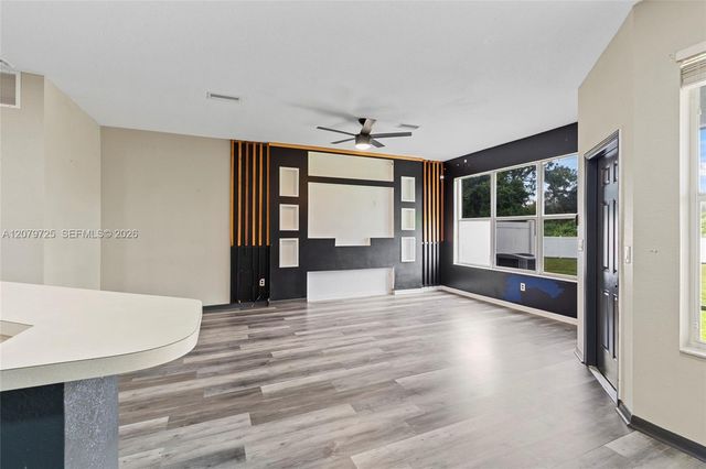 1522 Summergate Drive, Valrico, FL 33594